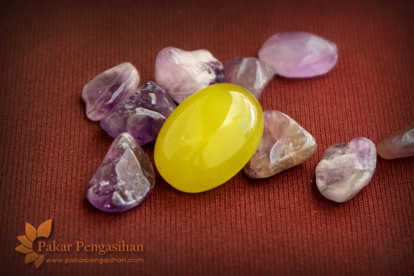 batu pengasihan semar kuning 3