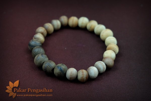 gelang kayu bertuah pengasihan 2