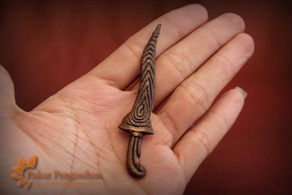 keris pengasihan junjung katresnan 3